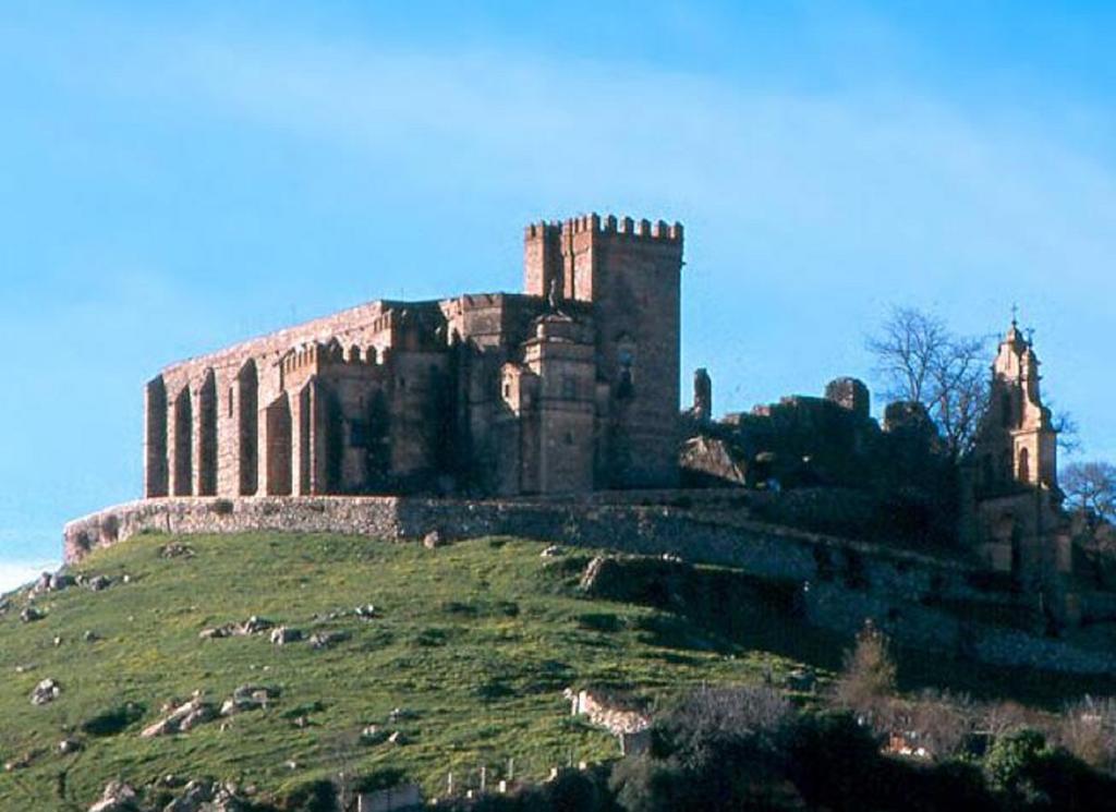 Hotel Sierra De Aracena Exteriör bild