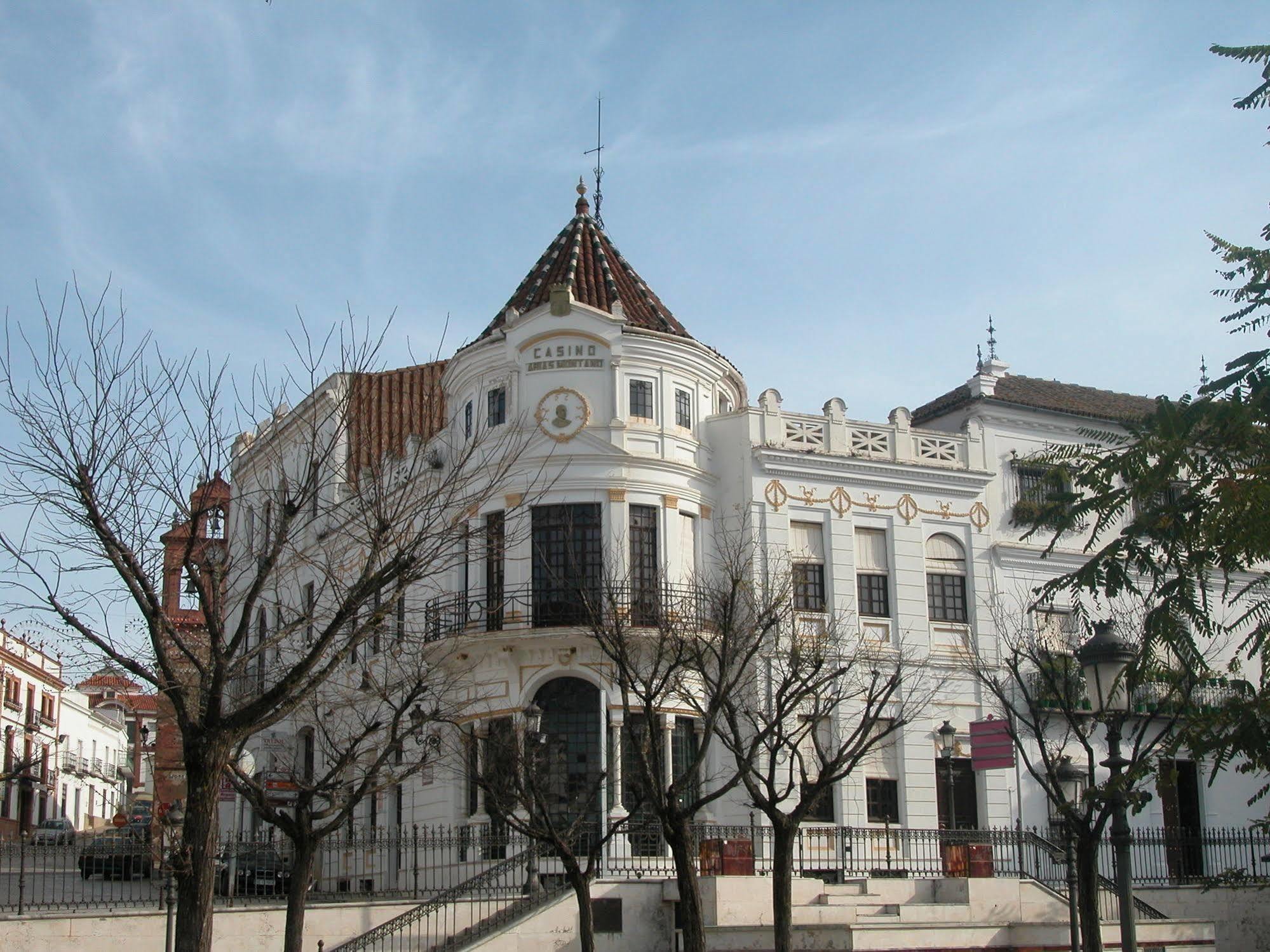 Hotel Sierra De Aracena Exteriör bild