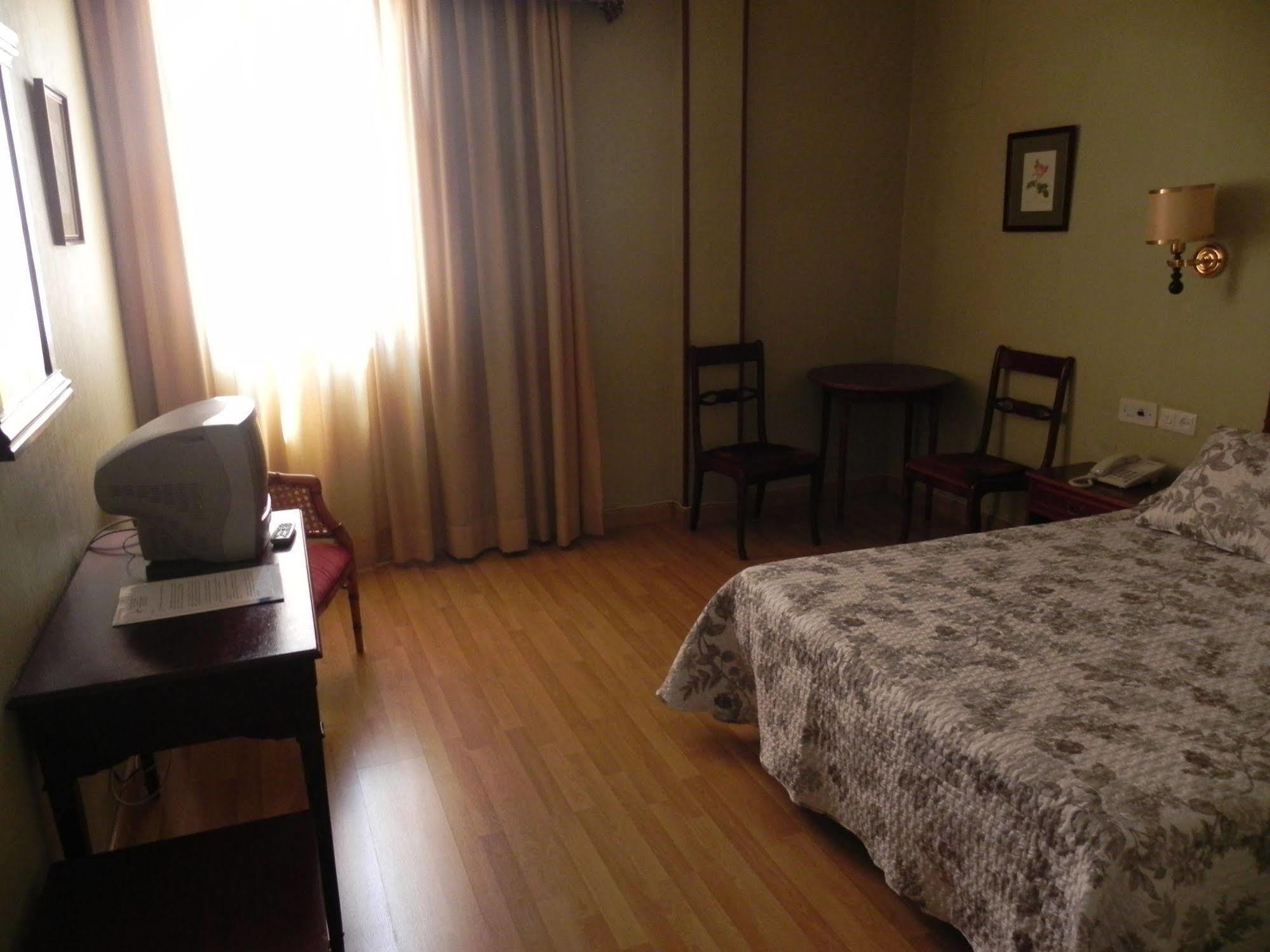 Hotel Sierra De Aracena Exteriör bild