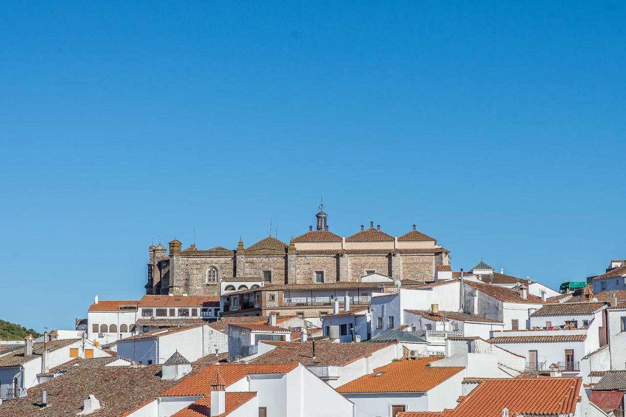 Hotel Sierra De Aracena Exteriör bild