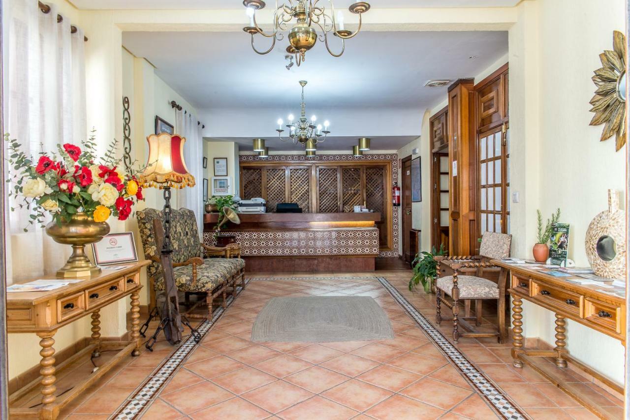 Hotel Sierra De Aracena Exteriör bild